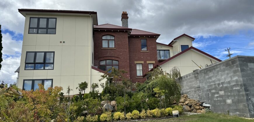 3/44 Cross St, New Town TAS 7008