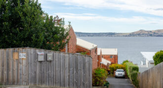 1/674 Sandy Bay Road, SANDY BAY TAS 7005