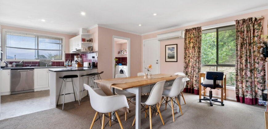 4 Jeannette Court, Lenah Valley TAS 7008