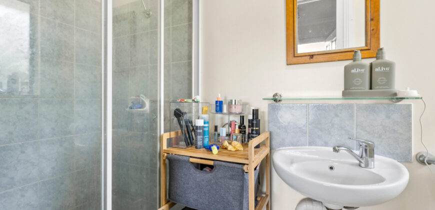 4 Jeannette Court, Lenah Valley TAS 7008