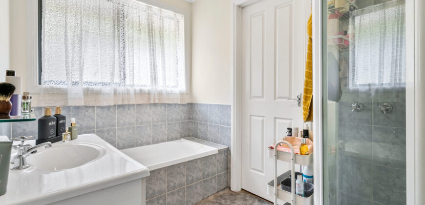 4 Jeannette Court, Lenah Valley TAS 7008