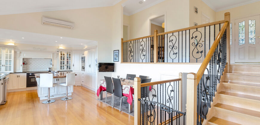 6 Glover Drive, SANDY BAY TAS 7005
