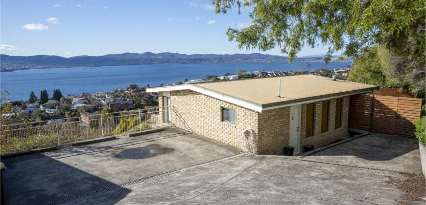 2/14 Cartela Street, Sandy Bay TAS 7005