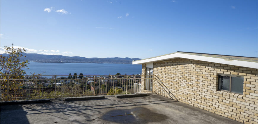 2/14 Cartela Street, Sandy Bay TAS 7005