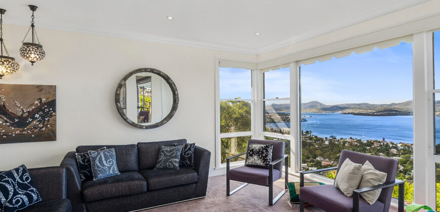 6 Glover Drive, SANDY BAY TAS 7005