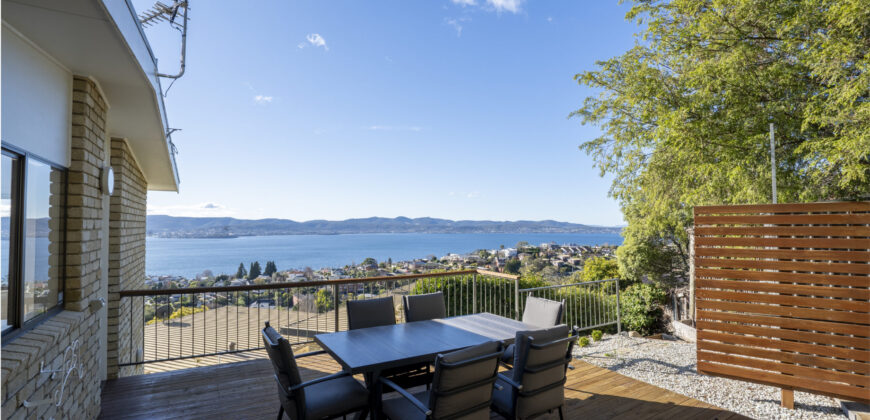 2/14 Cartela Street, Sandy Bay TAS 7005