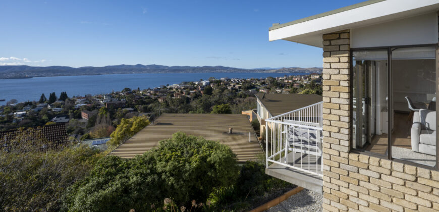 2/14 Cartela Street, Sandy Bay TAS 7005