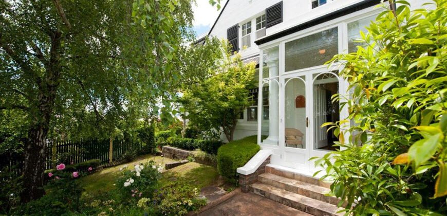 10A Mawhera Avenue, Sandy Bay Tas 7005