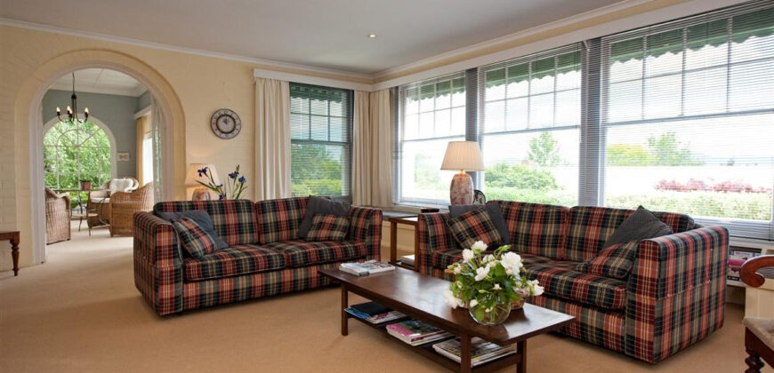 10A Mawhera Avenue, Sandy Bay Tas 7005