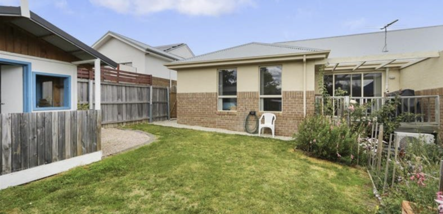 6 Alfreds Garden, KINGSTON TAS 7050
