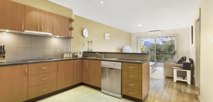 6 Alfreds Garden, KINGSTON TAS 7050