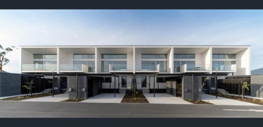 28/1B Bournville Cres, CLAREMONT TAS 7011