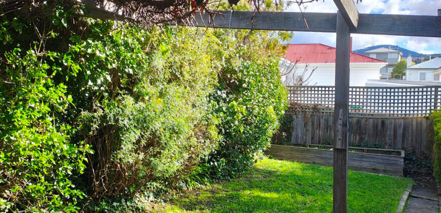Conveniently Located Character Cottage