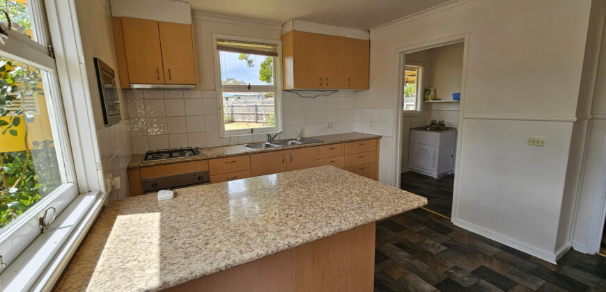 8 Middle Rd, New Norfolk TAS 7140