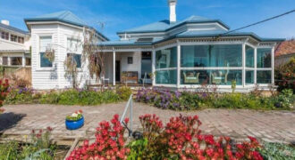 541 Sandy Bay Road, SANDY BAY TAS 7005 541 Sandy Bay Road, SANDY BAY TAS 7005