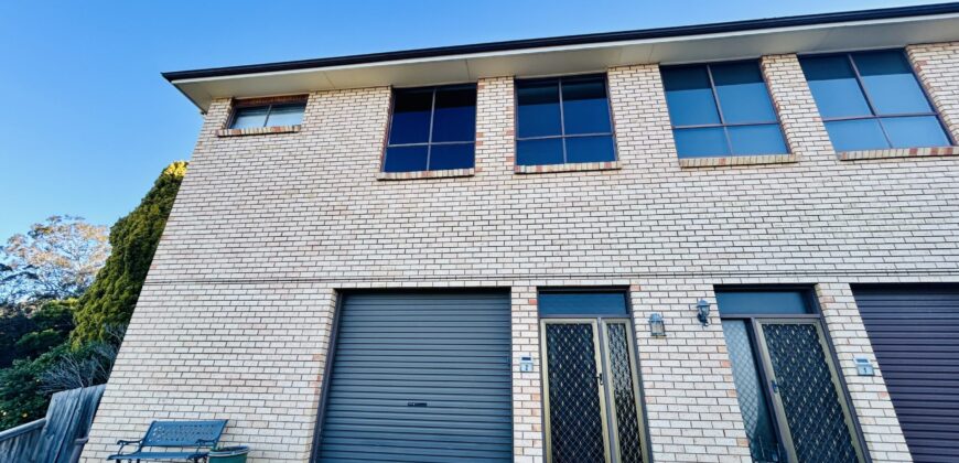 2/13 Kingsley Ave, Sandy Bay TAS 7005