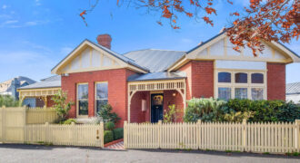 23 Waterloo Crescent Battery Point TAS 7004 23 Waterloo Crescent Battery Point TAS 7004