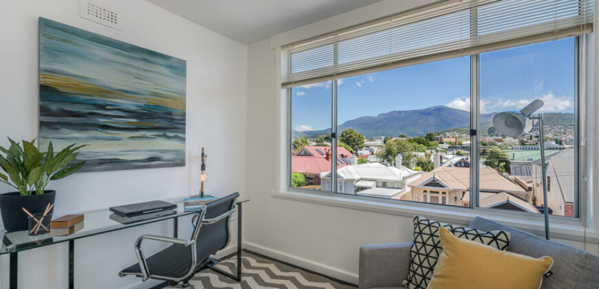 6/15 Battery Square, Battery Point, 7004