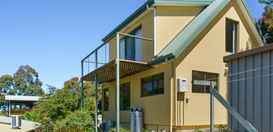 35 Auburn Road, Kingston Beach TAS 7050