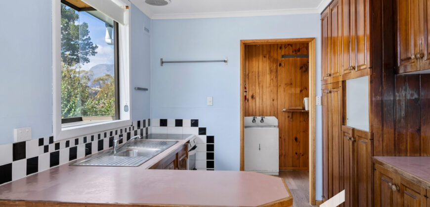 13 Jimbirn St, Berriedale TAS 7011