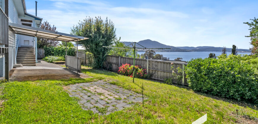 13 Jimbirn St, Berriedale TAS 7011