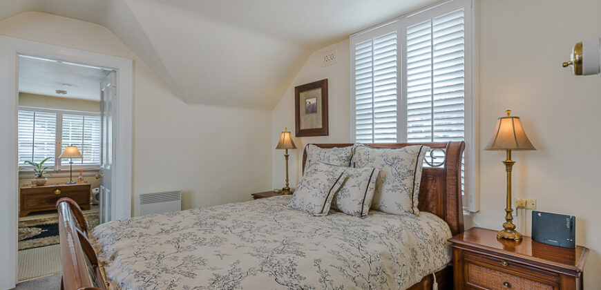The Stables – Historic Chard, City Views and Exceptional Lifestyle