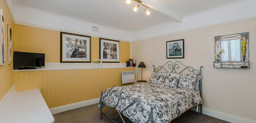 The Stables – Historic Chard, City Views and Exceptional Lifestyle