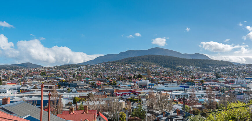 The Stables – Historic Chard, City Views and Exceptional Lifestyle