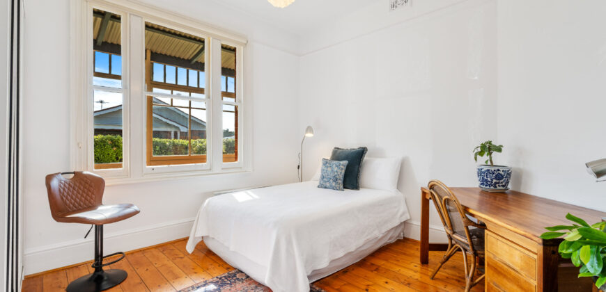 22 Thomas Street, North Hobart