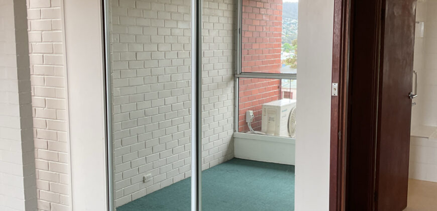4/11 Byron Street, SANDY BAY