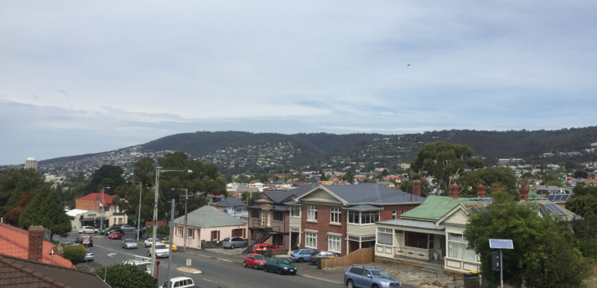 4/11 Byron Street, SANDY BAY