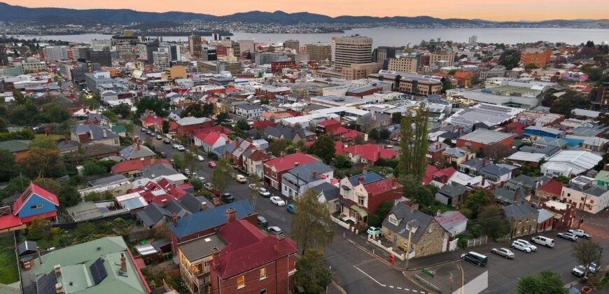 225 Bathurst St, West Hobart TAS 7000
