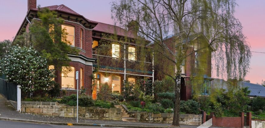 225 Bathurst St, West Hobart TAS 7000
