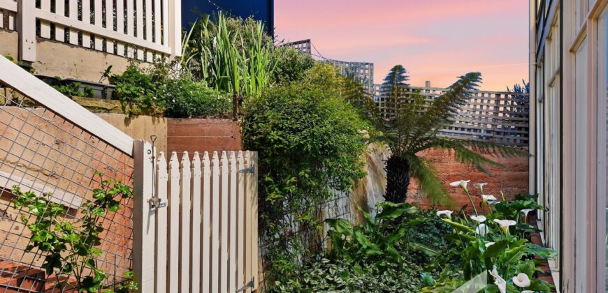 225 Bathurst St, West Hobart TAS 7000