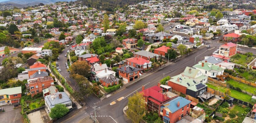 225 Bathurst St, West Hobart TAS 7000