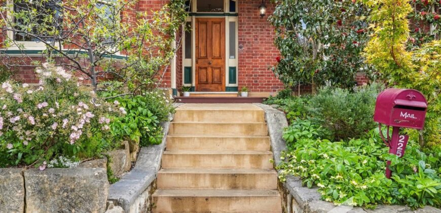 225 Bathurst St, West Hobart TAS 7000