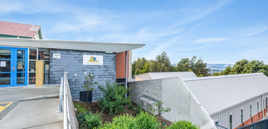 225 Bathurst St, West Hobart TAS 7000